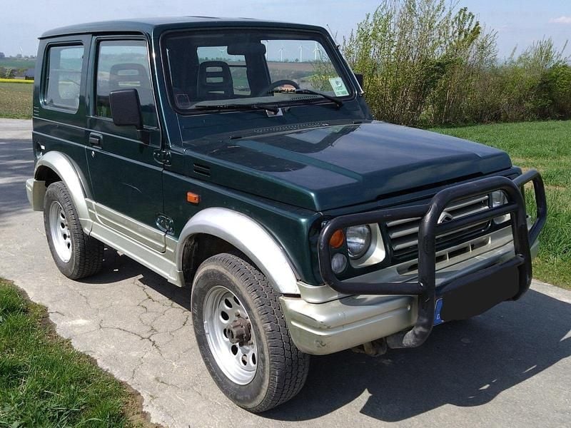 Grün Gebraucht 2000 Suzuki Samurai SUV | 3.500 € - Bild 1/4