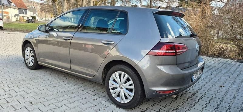 Gebraucht VW Golf VII Allstar 110 PS (80 kW) 2016 Grau Limousine