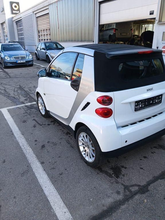 Gebraucht Smart ForTwo Cabrio 71 PS (52 kW) 2010 Weiß Cabrio