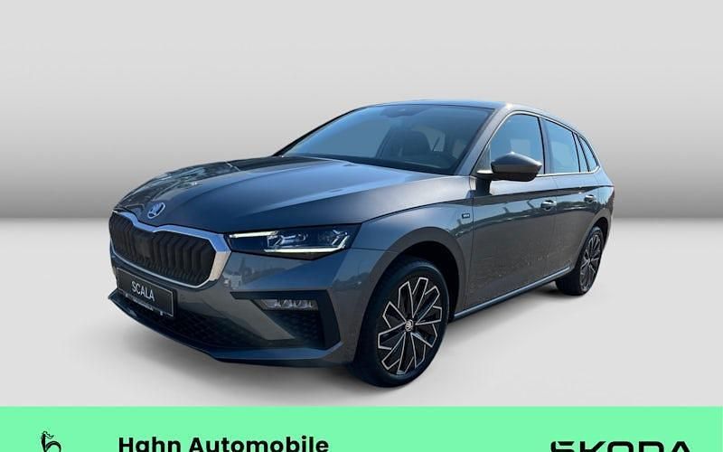 Grau Neu 2024 Skoda Scala Drive Kleinwagen | 25.890 € (Guter Preis) - Bild 1/4