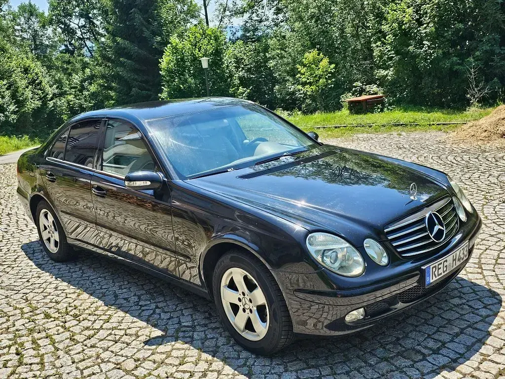 Gebraucht Mercedes 220 150 PS (110 kW) 2002 Schwarz Limousine