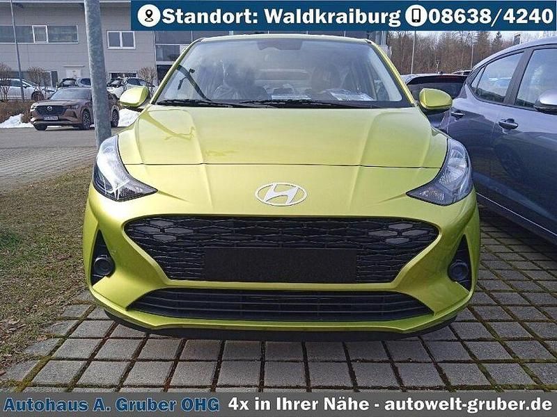 Gebraucht Hyundai i10 Trend 79 PS (58 kW) 2025 Meta blue Kleinwagen