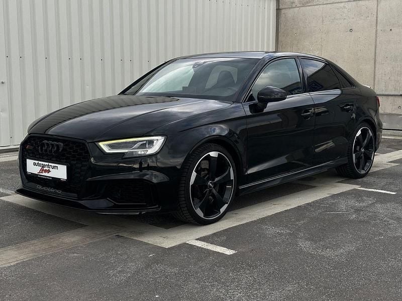 Gebraucht Audi RS3 Ambiente 400 PS (294 kW) 2019 Schwarz Limousine