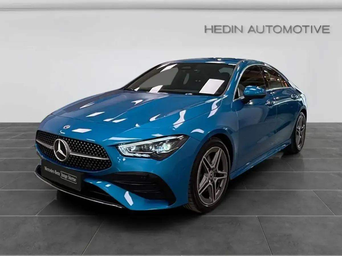 Gebraucht Mercedes CLA200 AMG 150 PS (110 kW) 2025 Blau Coupé