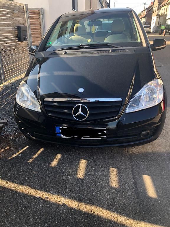 Beige Gebraucht 2008 Mercedes A180 Classic Van / Kleinbus | 2.199 € (Etwas zu teuer) - Bild 1/4