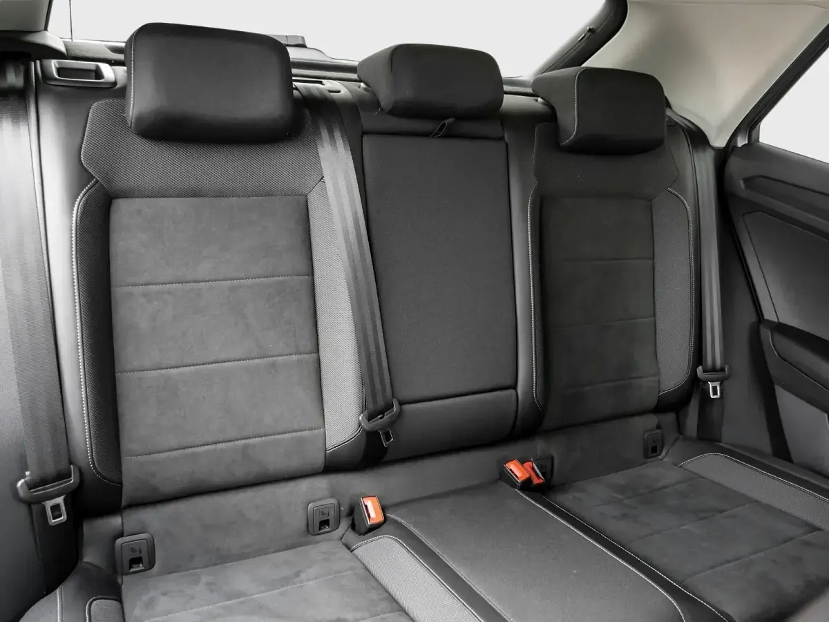 Gebraucht VW T-Roc Style 150 PS (110 kW) 2023 Silber SUV