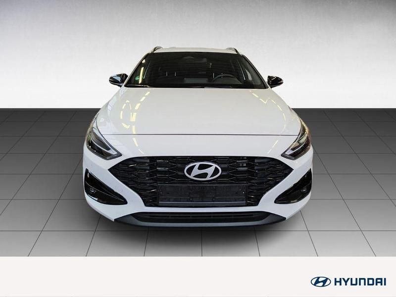 Gebraucht Hyundai i30 Advantage 101 PS (74 kW) 2025 Weiß Kombi