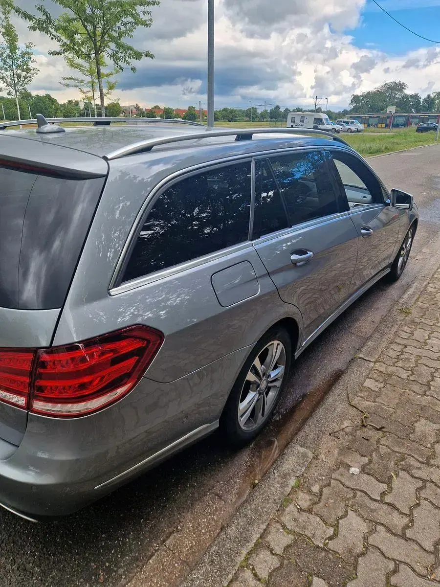 Usata Mercedes E250 Avantgarde 211 CV (155 kW) 2014 Grigio Station wagon