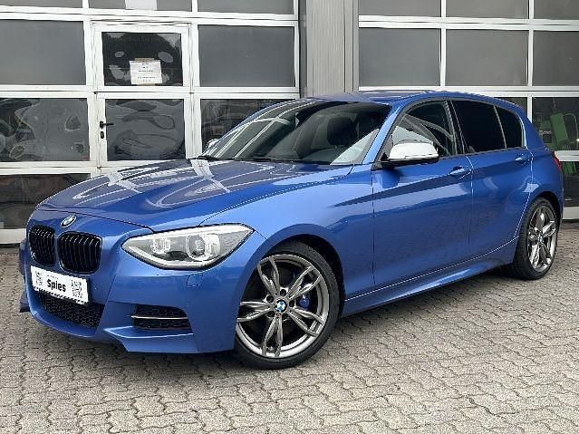 Blau Gebraucht 2014 BMW M135 Performance Kleinwagen | 15.990 € (Guter Preis) - Bild 1/4