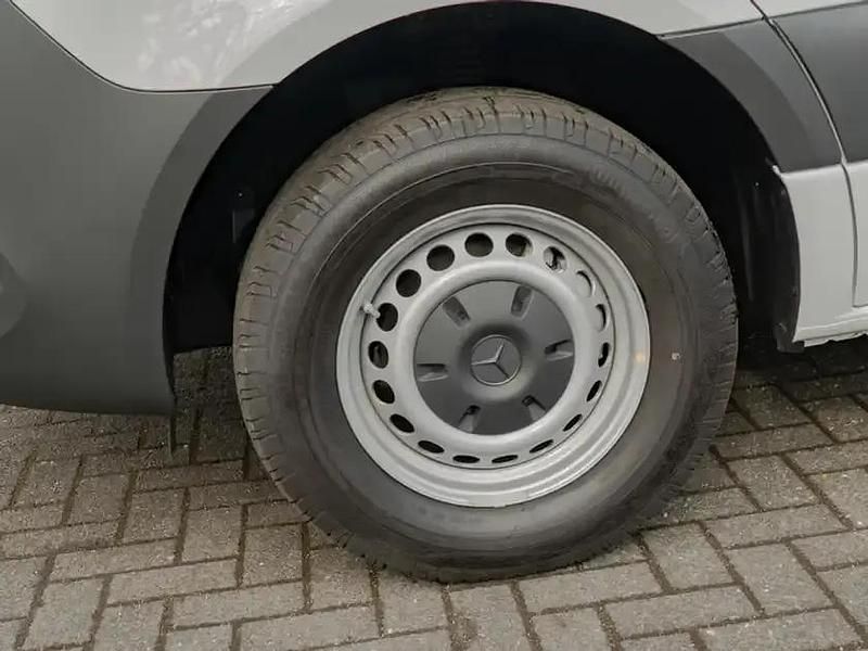 Gebraucht Mercedes Sprinter 170 PS (125 kW) 2026 Arktikweiss Van