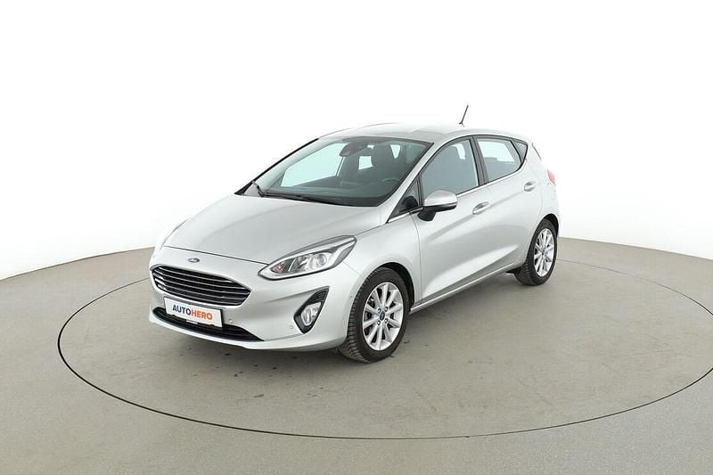 Gebraucht Ford Fiesta Titanium 95 PS (69 kW) 2017 Grau Limousine