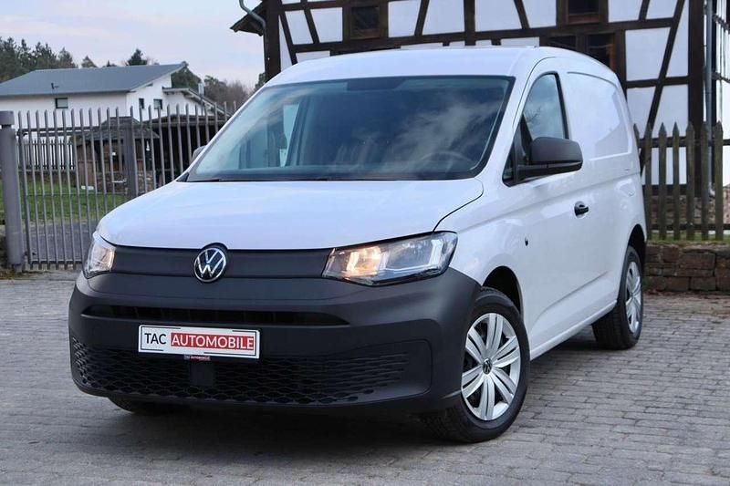 Gebraucht VW Caddy 102 PS (75 kW) 2022 Candyweiss Van / Kleinbus