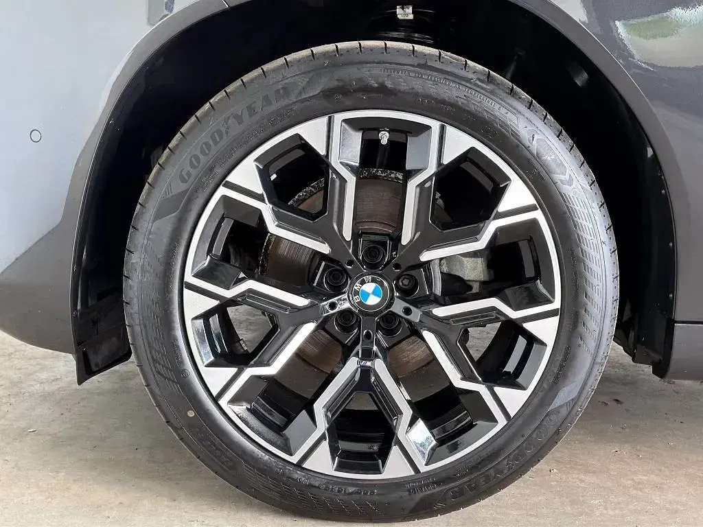 Gebraucht BMW X3 M Sport 197 PS (144 kW) 2025 Sophistograu brillanteffekt m SUV