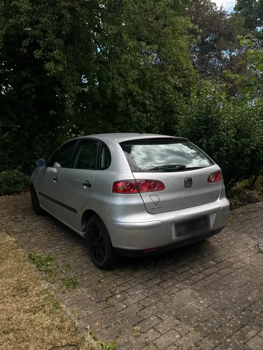 Gebraucht Seat Ibiza 75 PS (55 kW) 2004 Silber Kleinwagen