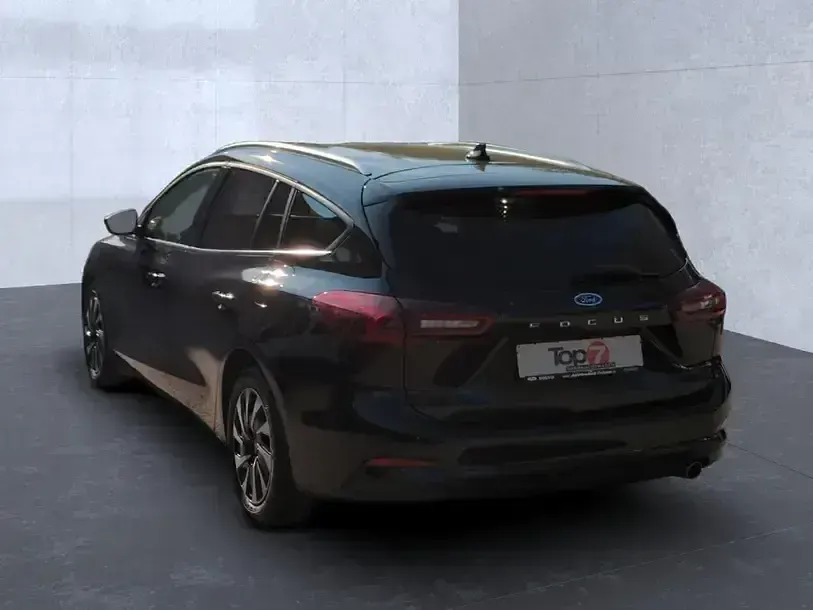 Gebraucht Ford Focus Titanium 125 PS (91 kW) 2024 Obsidianschwarz (metallic) Kombi