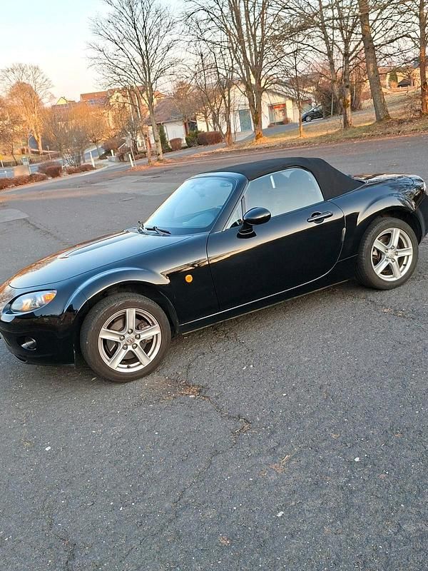 Gebraucht Mazda MX5 126 PS (92 kW) 2006 Schwarz Cabrio