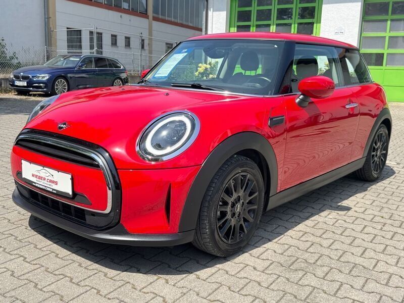 Rot Gebraucht 2021 Mini ONE Classic Kleinwagen | 16.499 € (Fairer Preis) - Bild 1/4