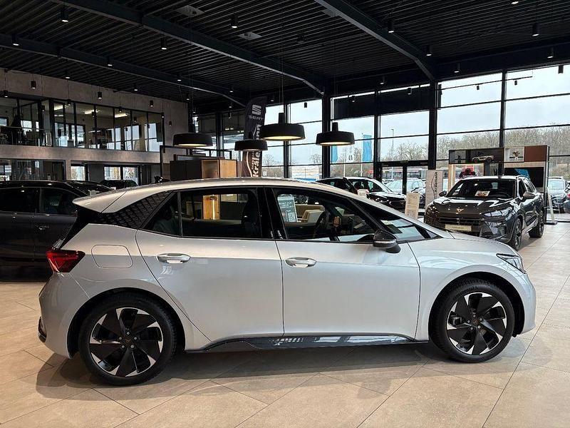 Neu Cupra Born 169 kW (231 PS) 2026 Silber Kleinwagen