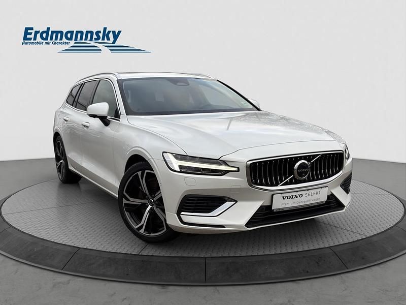 Gebraucht Volvo V60 Plus 398 PS (292 kW) 2025 Weiß Kombi