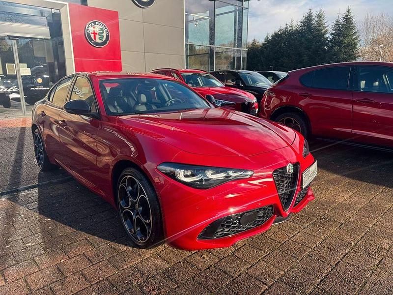 Gebraucht Alfa Romeo Giulia Veloce 280 PS (205 kW) 2024 Rot Limousine