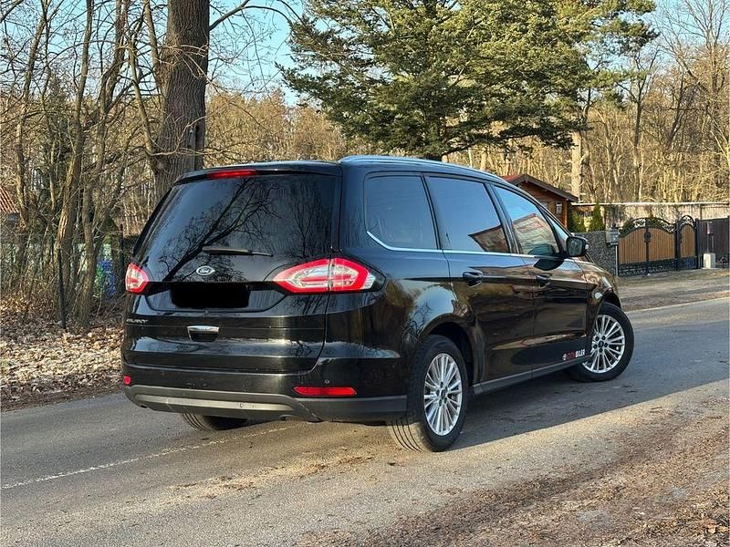 Gebraucht Ford Galaxy Titanium 179 PS (131 kW) 2017 Schwarz Van / Kleinbus