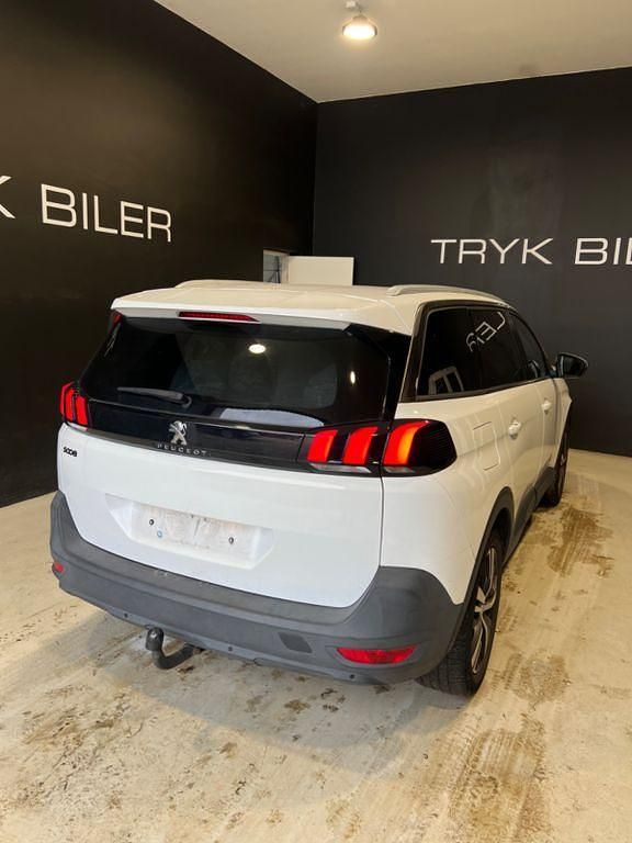 Gebraucht Peugeot 5008 Active 131 PS (96 kW) 2018 Weiß SUV
