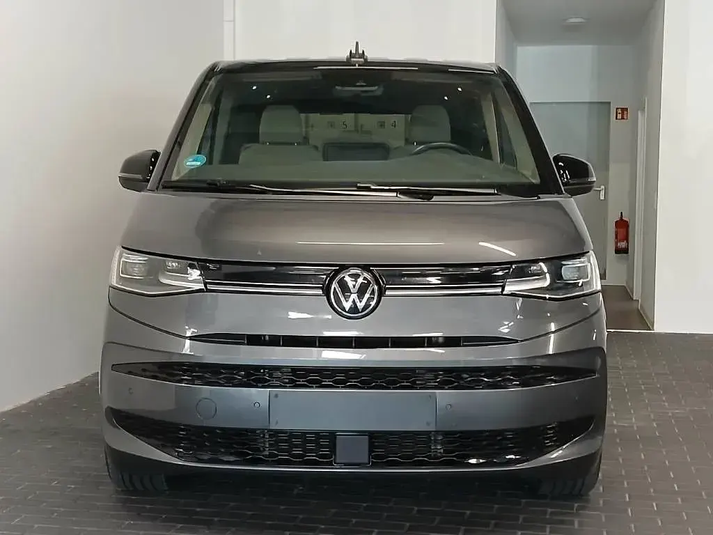Gebraucht VW Multivan Edition 150 PS (110 kW) 2024 Indiumgrau Van / Kleinbus