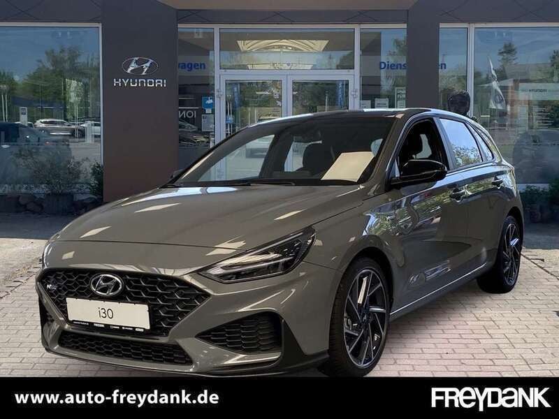 Shadow grey Gebraucht 2024 Hyundai i30 N Line Limousine | 27.999 € (Fairer Preis) - Bild 1/4