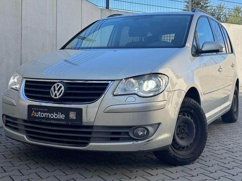 Gold Gebraucht 2008 VW Touran United Van / Kleinbus | 2.999 € (Guter Preis) - Bild 1/4