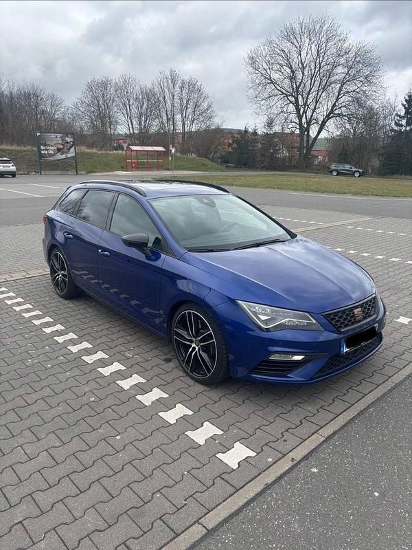 Gebraucht Seat Leon 4Drive 300 PS (220 kW) 2019 Blau Kombi
