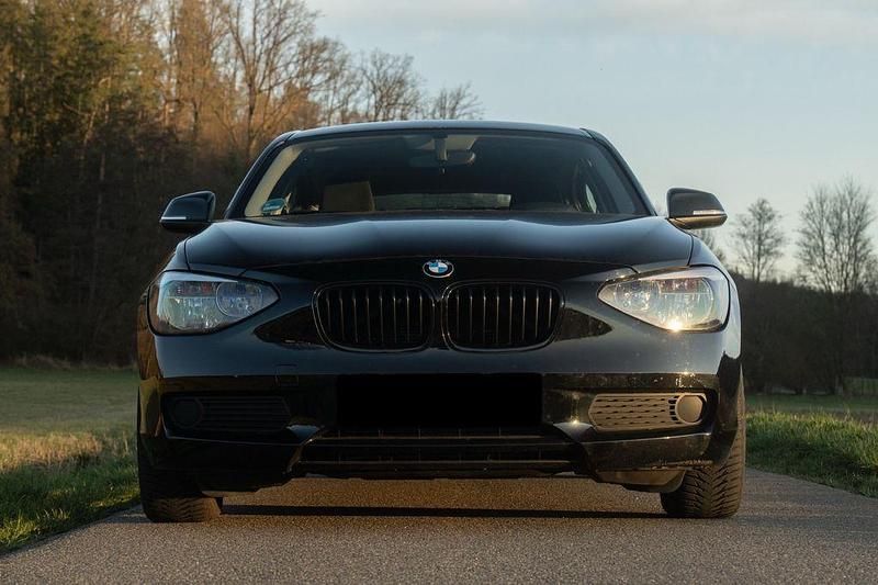 Gebraucht BMW 116 136 PS (100 kW) 2015 Schwarz Kleinwagen