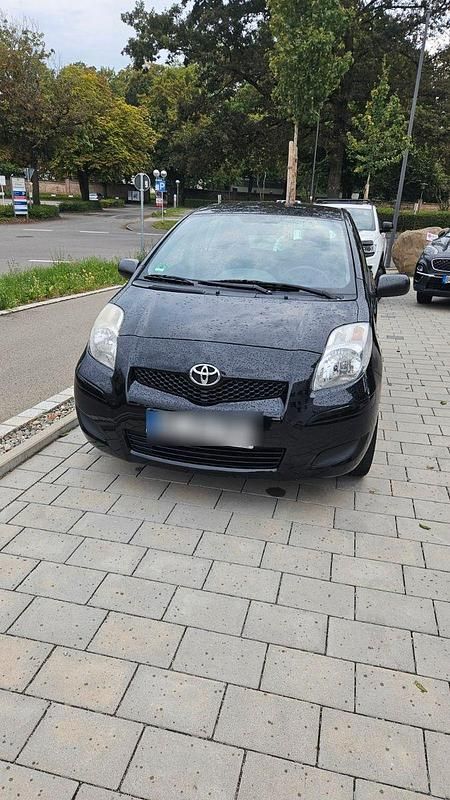 Schwarz Gebraucht 2009 Toyota Yaris Cool Kleinwagen | 2.300 € (Guter Preis) - Bild 1/4
