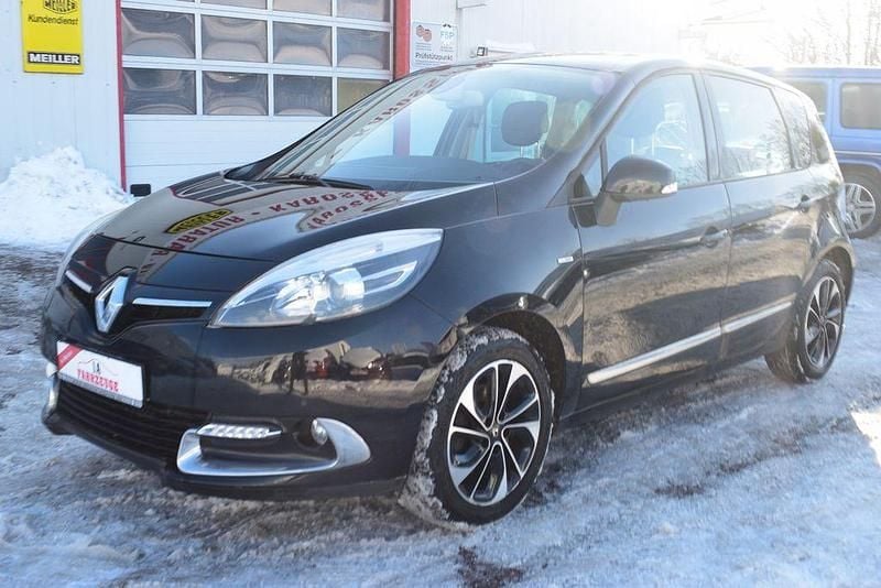 Schwarz Gebraucht 2016 Renault Scénic III Bose Edition Van / Kleinbus | 8.590 € (Fairer Preis) - Bild 1/4