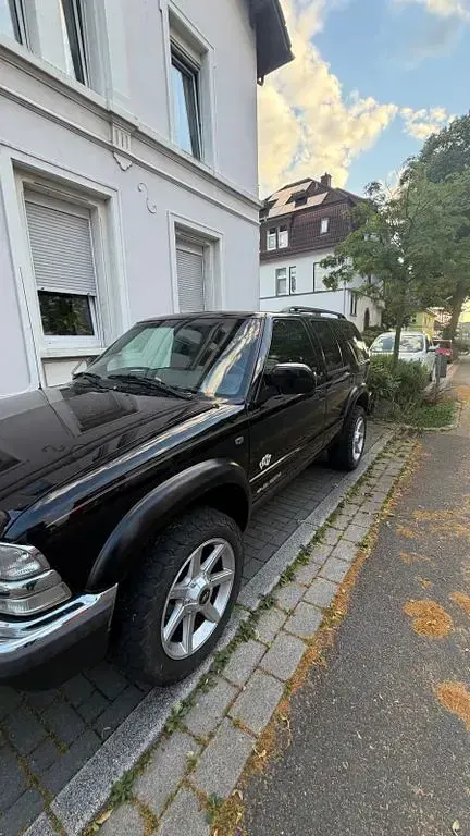 Gebraucht Chevrolet Blazer LT 193 PS (141 kW) 1998 Schwarz SUV
