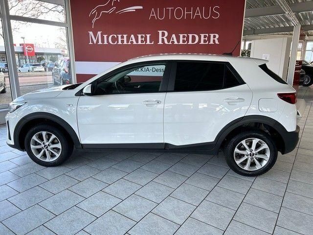 Weiß Gebraucht 2020 Kia Stonic Vision SUV | 14.000 € (Fairer Preis) - Bild 1/4