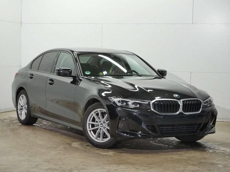 Gebraucht BMW 318 Comfort Edition 156 PS (114 kW) 2024 Schwarz Limousine