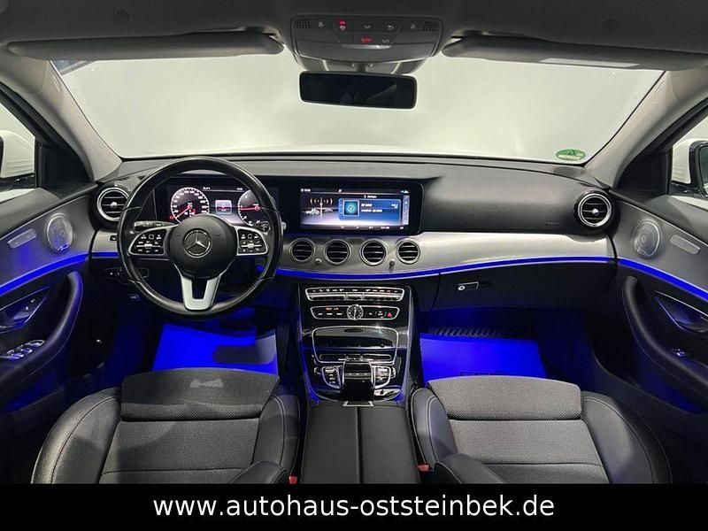 Gebraucht Mercedes E300 AMG line 245 PS (180 kW) 2019 Weiß Limousine