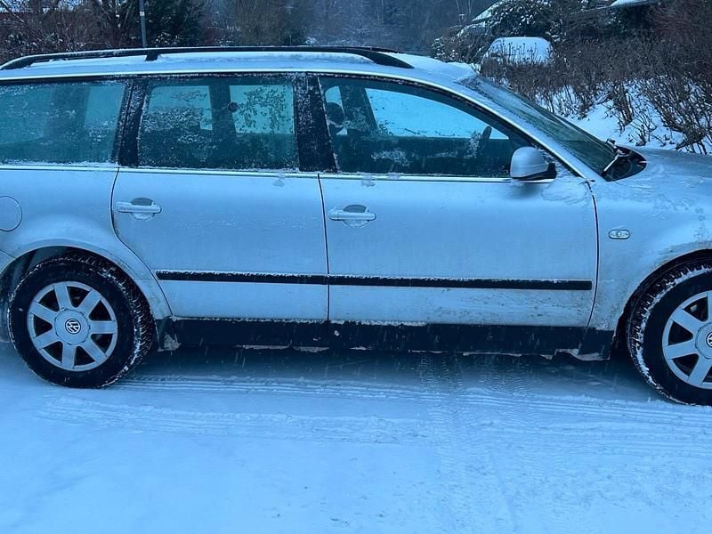 Gebraucht VW Passat 101 PS (74 kW) 2003 Kombi