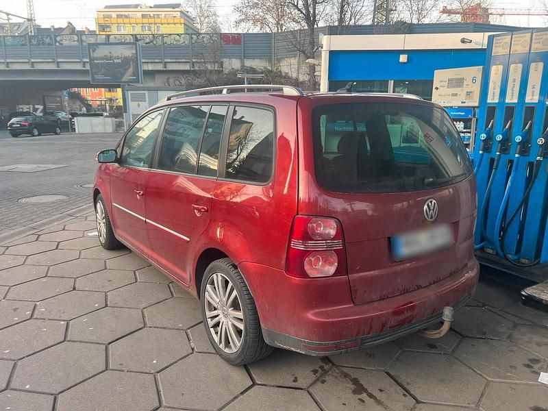 Gebraucht VW Touran 170 PS (125 kW) 2007 Rot Van / Kleinbus