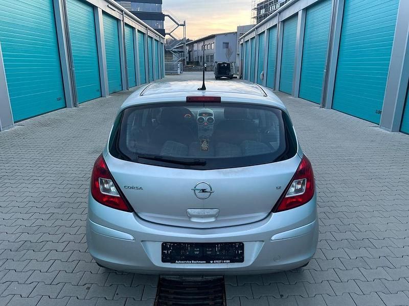Gebraucht Opel Corsa Catch Me 80 PS (58 kW) 2007 Silber Kleinwagen
