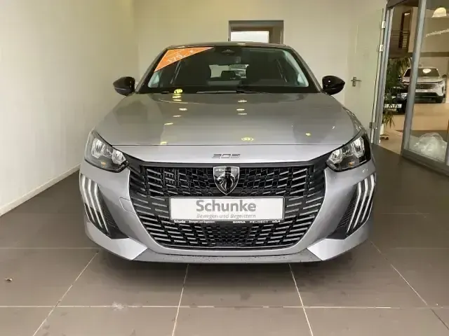 Gebraucht Peugeot 208 Style 110 PS (80 kW) 2025 Grau Kleinwagen