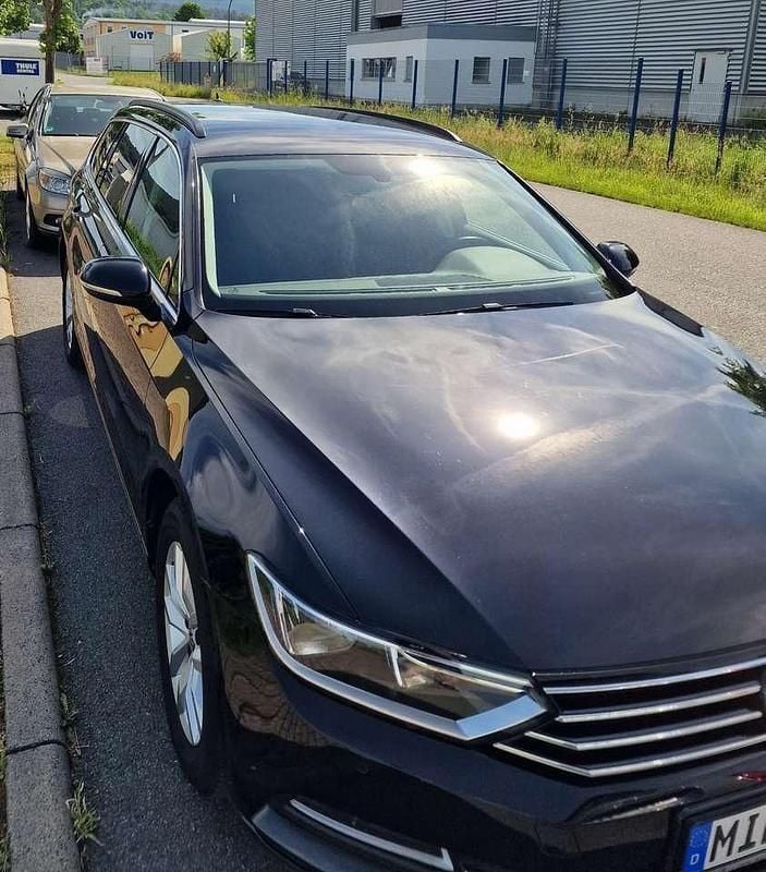 Gebraucht 2018 VW Passat Comfortline Kombi | 10.750 € (Superpreis) - Bild 1/4
