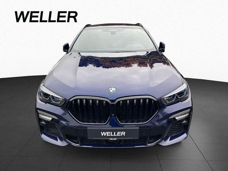 Gebraucht BMW X6 M50 Comfort Edition 530 PS (389 kW) 2021 Alpinweiß (weiß) SUV