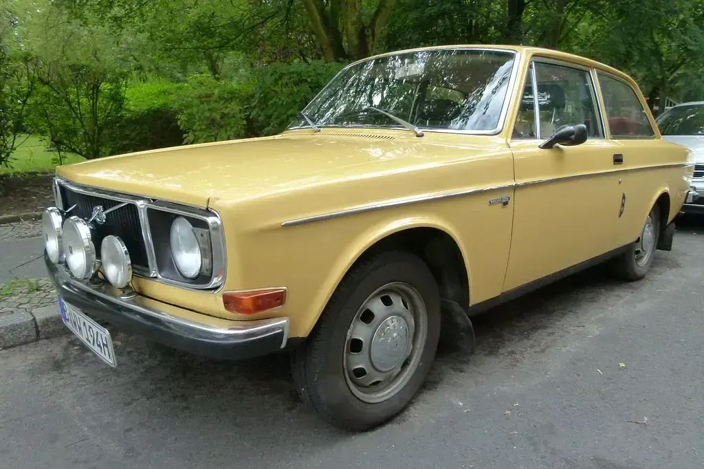 Gebraucht Volvo 142 82 PS (60 kW) 1972 Gelb Limousine