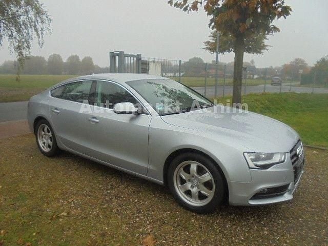 Gebraucht Audi A5 Business 170 PS (125 kW) 2015 Silber Coupé