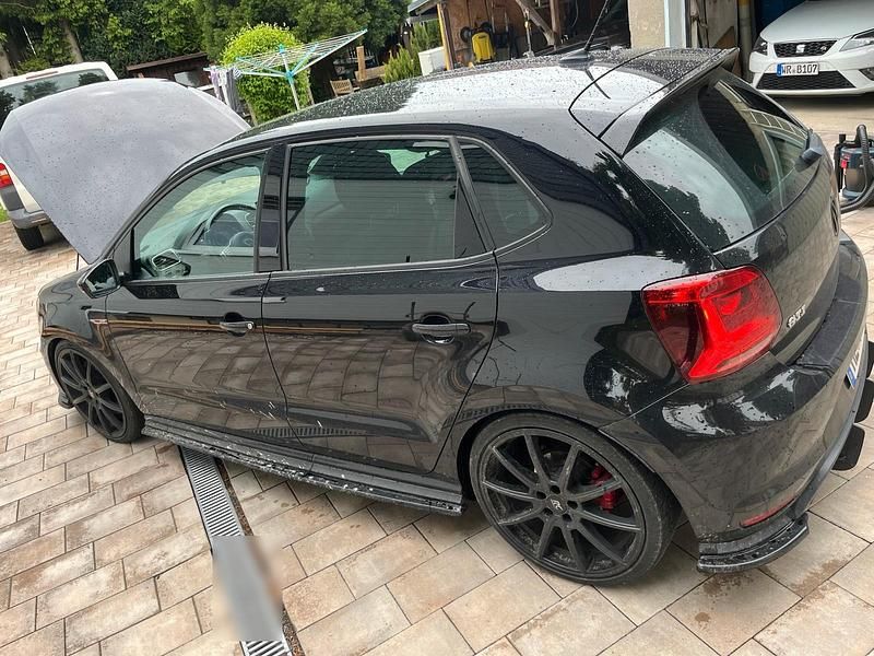 Gebraucht VW Golf VII GTI 241 PS (177 kW) 2016 Schwarz Kleinwagen