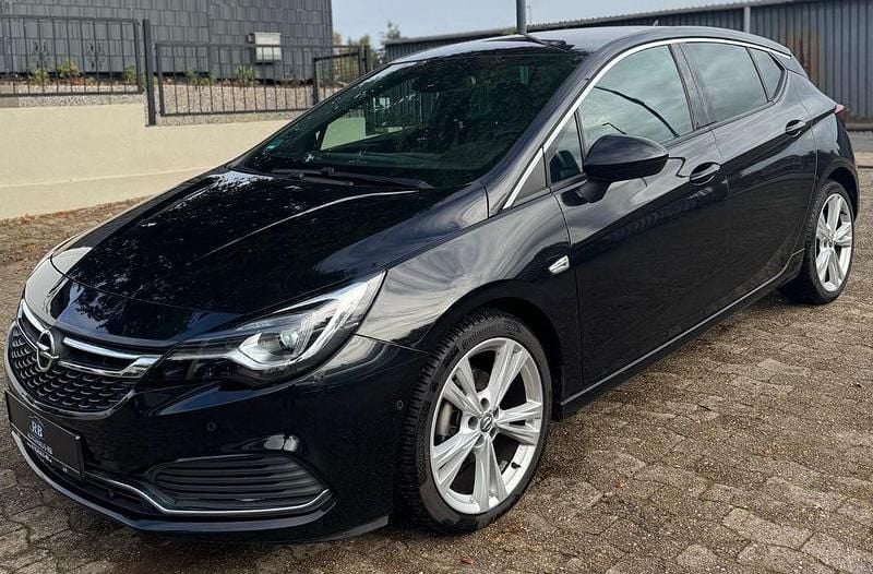 Schwarz Gebraucht 2019 Opel Astra OPC Limousine | 13.999 € (Fairer Preis) - Bild 1/4