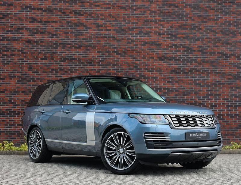 Blau Gebraucht 2018 Land Rover Range Rover Autobiography SUV | 59.950 € (Teuer) - Bild 1/4