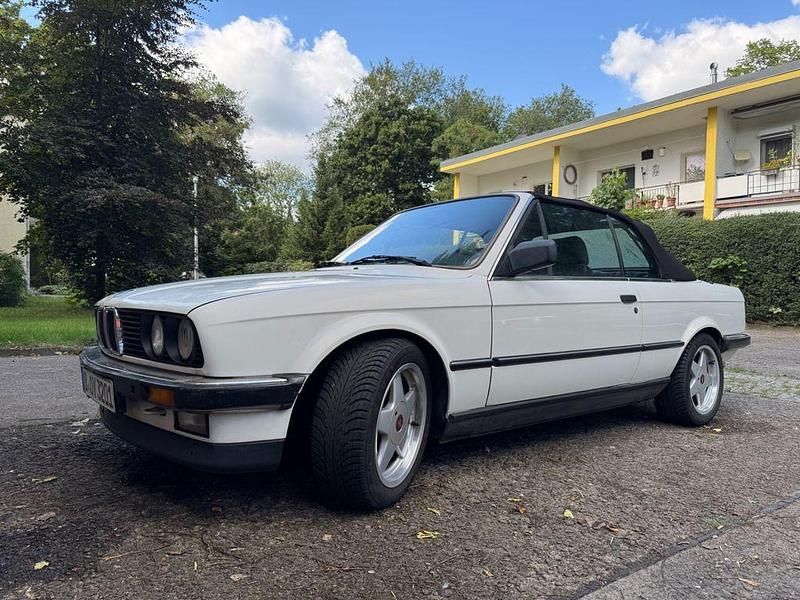Gebraucht BMW 320 Cabriolet 129 PS (94 kW) 1988 Weiß Cabrio