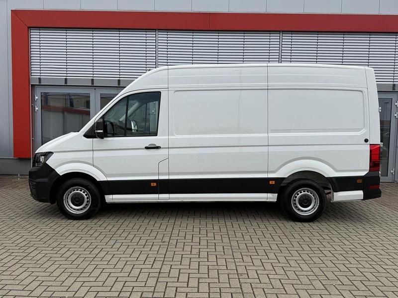 Second-hand VW Crafter 177 CP (130 kW) 2025 Alb Van
